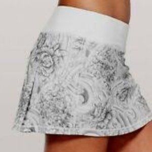 Lululemon Pace Rival Skirt/ Skort, Size 4